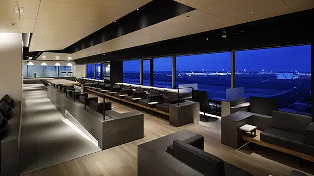 POWER LOUNGE PREMIUMの内観