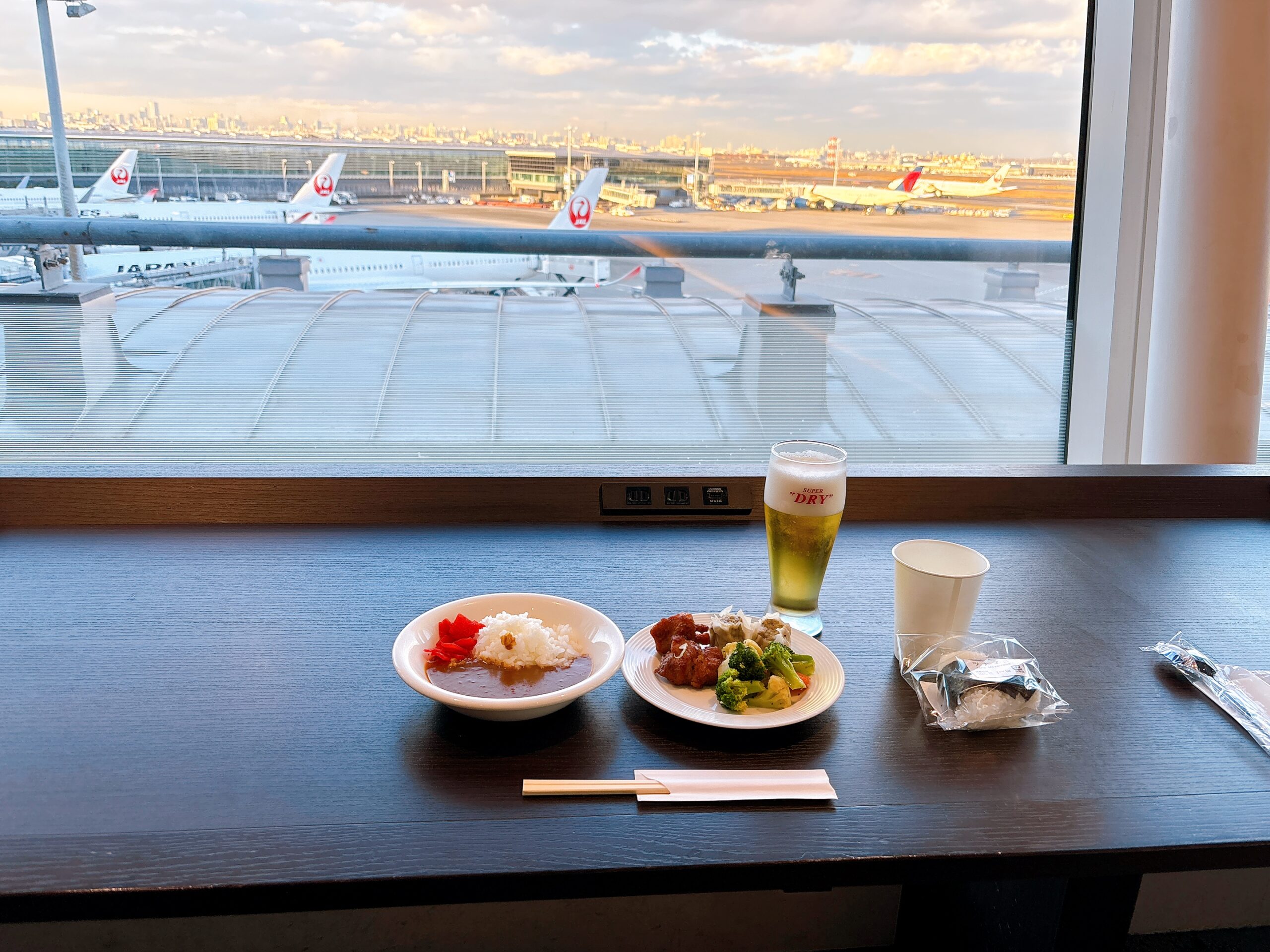 TIAT LOUNGEの食事